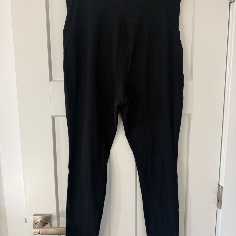 Black High-Waist Maternity Active Leggings - Picture 2 of 3
